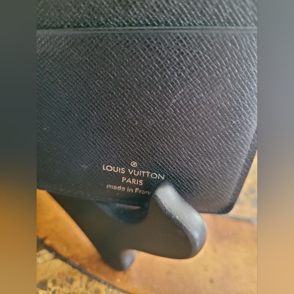 LOUIS VUITTON GRAPHITE LONG Wallet - Picture 8 of 9